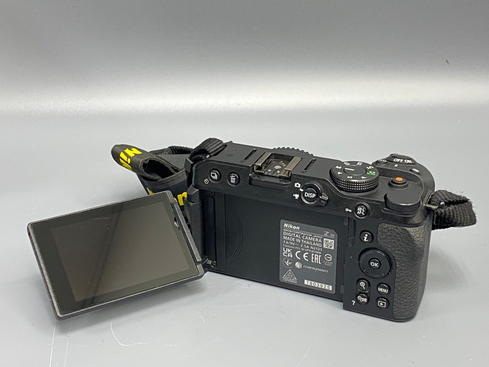 Nikon Z30 223.000 кадров