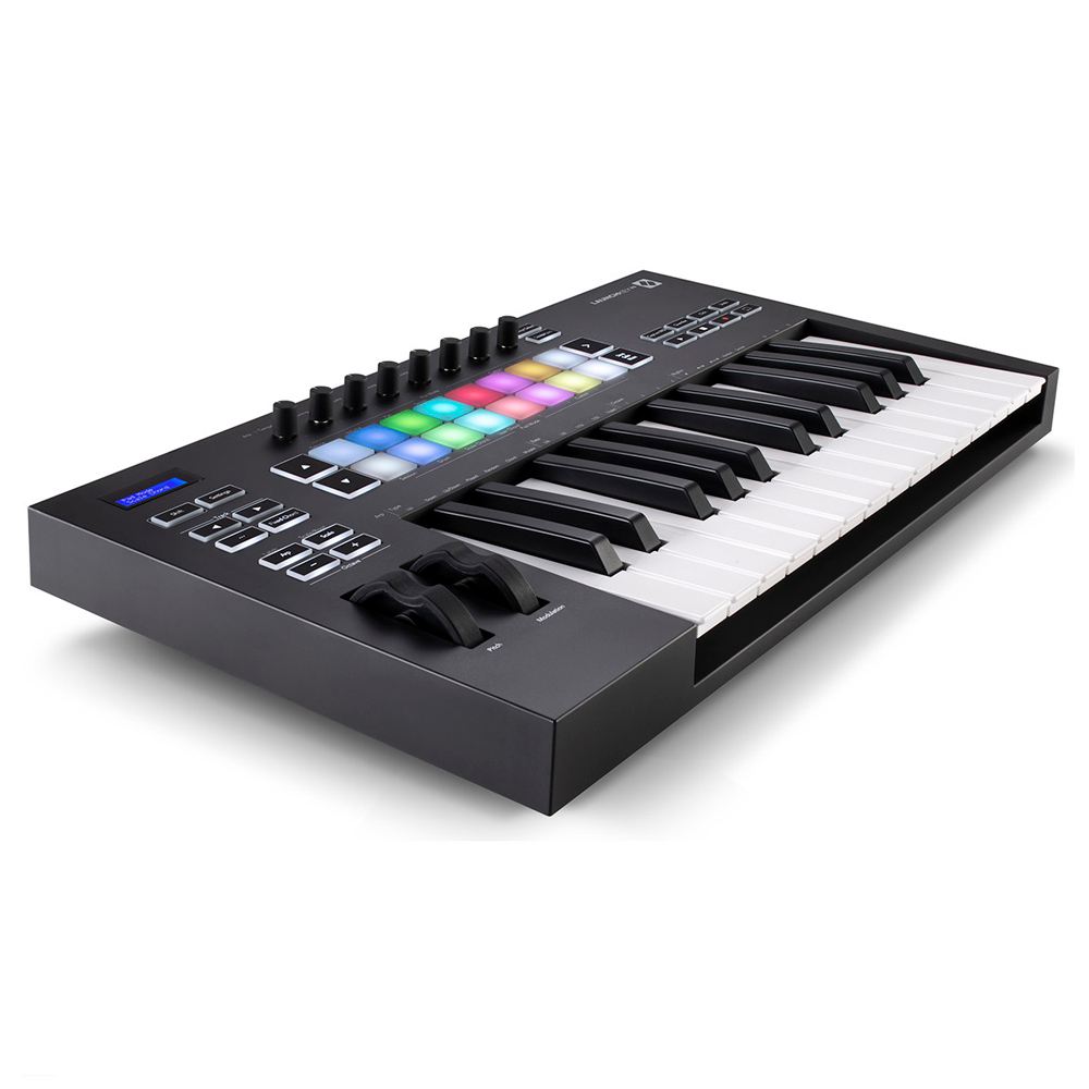 Novation Launchkey 25 MK3