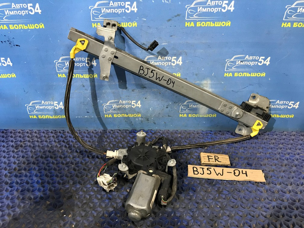 Стеклоподъемник передний правый MAZDA FAMILIA 1999