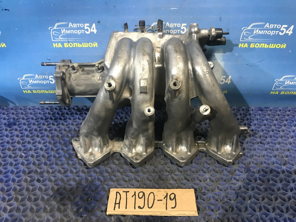 Коллектор впускной TOYOTA CARINA E 1996