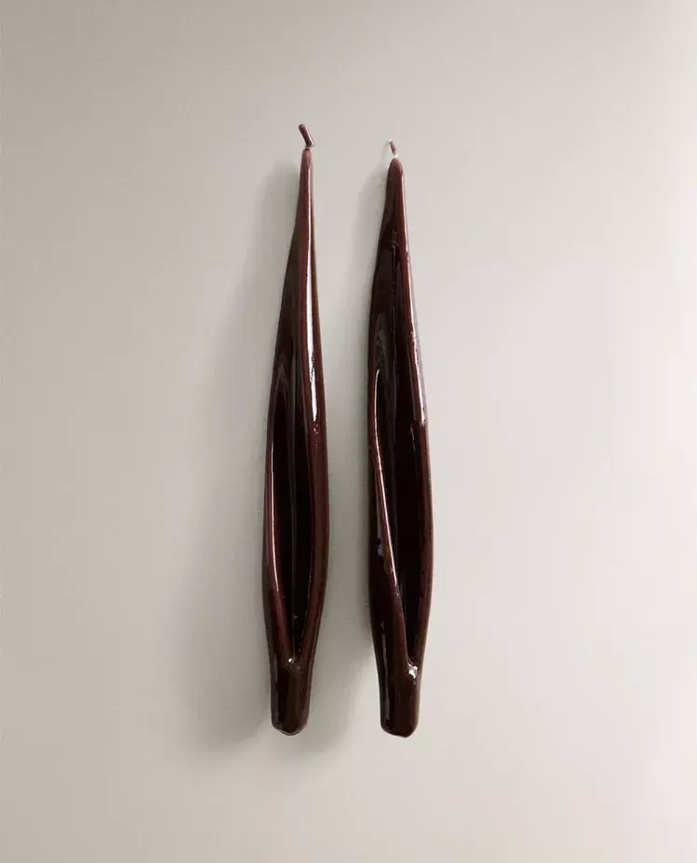 ZARA HOME НАБОР ДЕКОРАТИВНЫХ СВЕЧЕЙ В ФОРМЕ ЛИЛИИ ( 2 ШТ.), КОРИЧНЕВЫЙ