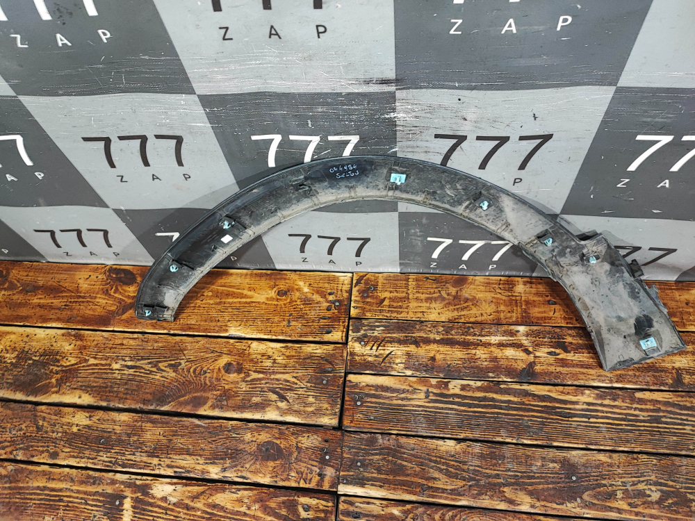 Накладка крыла переднего правого Kia Seltos 19-нв Б/У Оригинал 87712Q5000