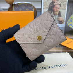 Louis Vuitton Zoe Wallet