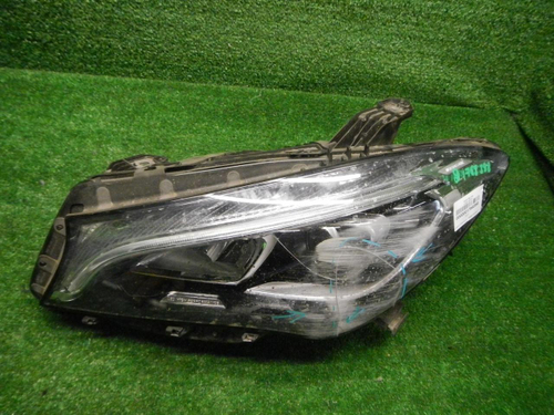 Битая Фара левая Mercedes CLA w117 C117 (2016-2019) LED