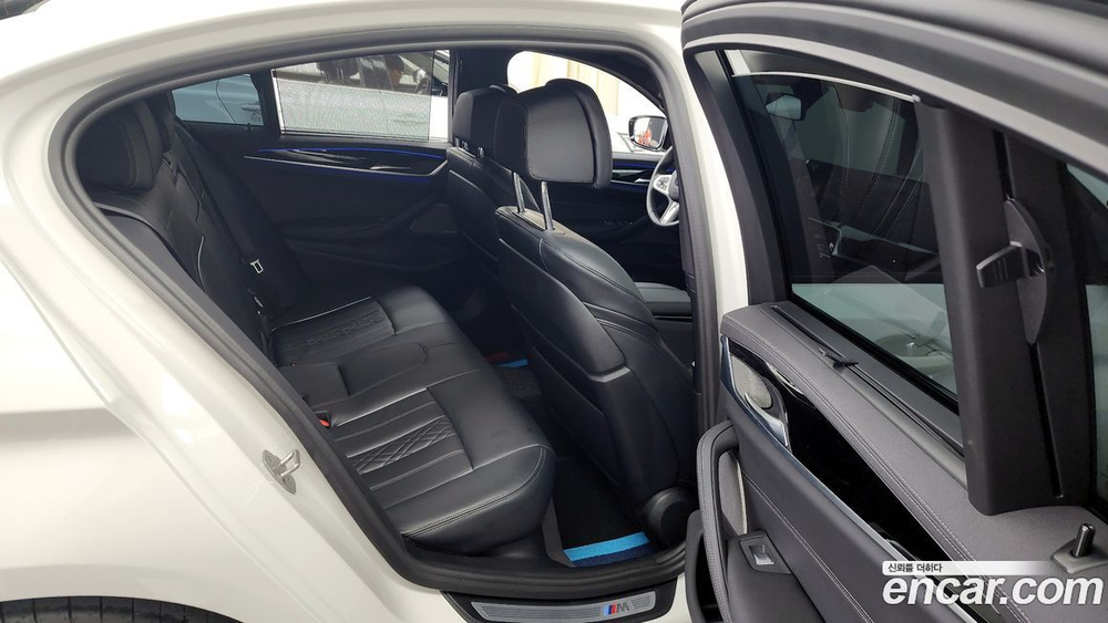 BMW 5 Series (G30) 530i M Sports (08.2022)