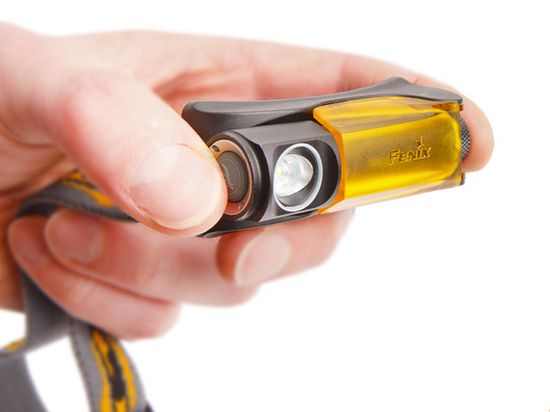 Налобный светодиодный фонарь Fenix HL10, 70 люмен