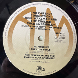 Винтажная виниловая пластинка LP Rick Wakeman and The English Rock Ensemble No Earthly Connection (Japan 1976) (No Obi) (Полный Комплект С Цилиндром)