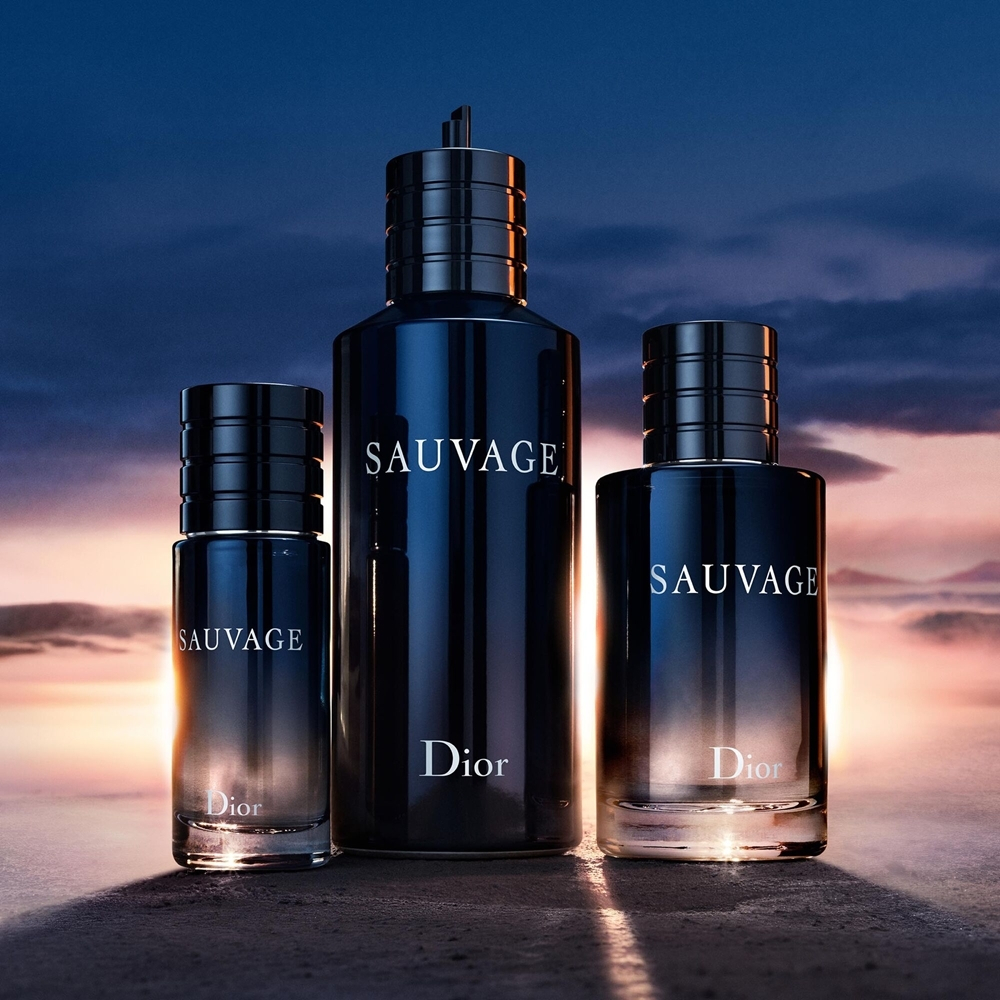 DIOR Sauvage Туалетная вода с многоразовым флаконом для мужчин