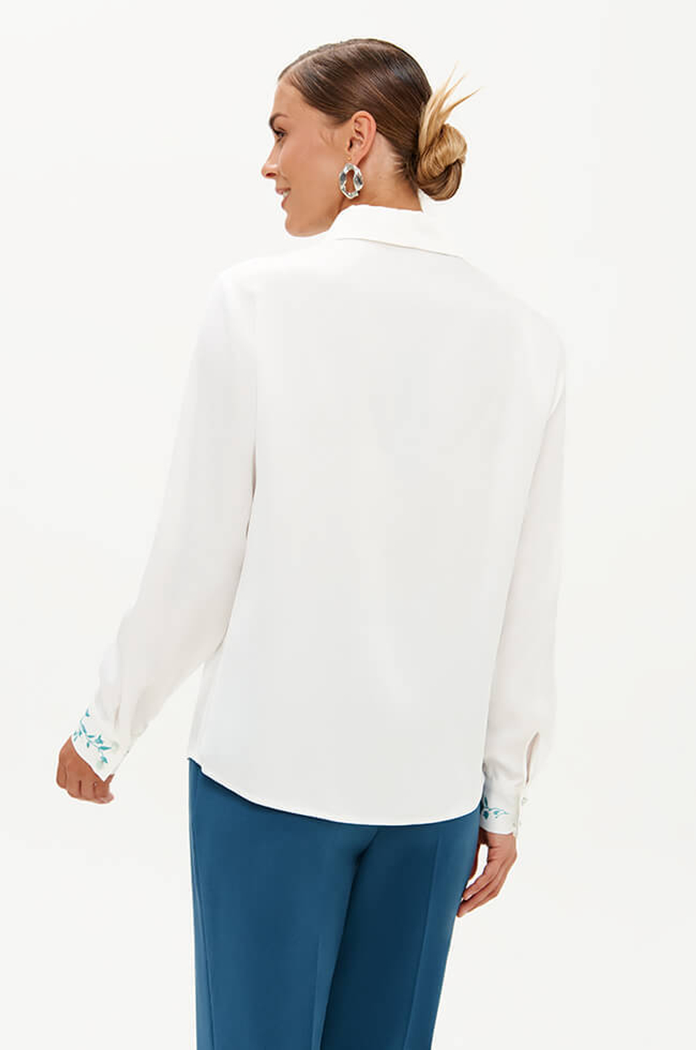 23359 Блузка женская (молочный)