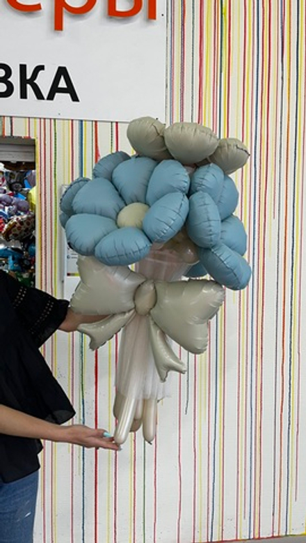 Букет из больших ромашек