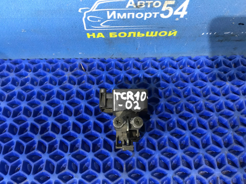 Бардачок пассажирский TOYOTA ESTIMA 1999