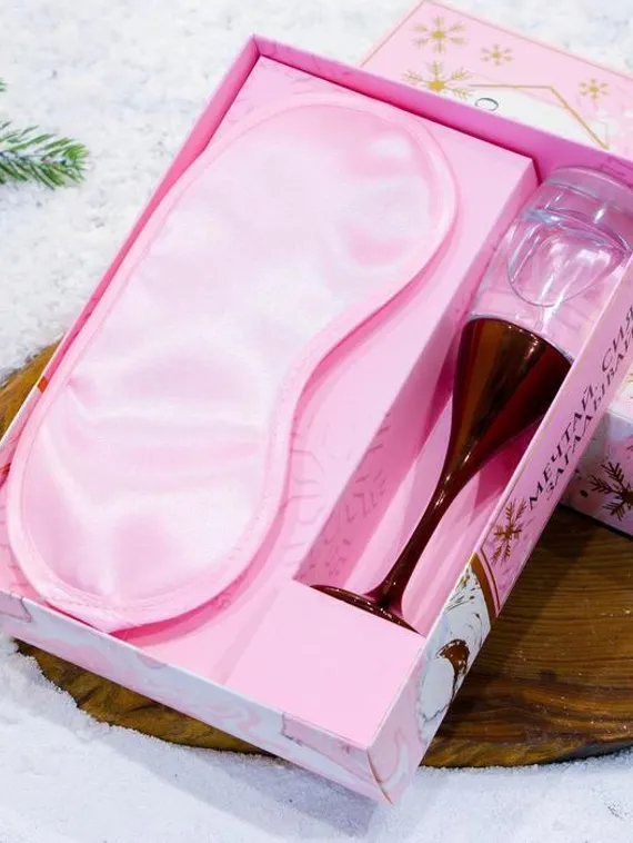 Набор «НГ сказка для самой чудесной»: парфюм (30 мл), маска для сна