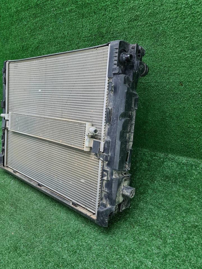 Кассета радиаторов BMW 3er G20 (2018-н.в.)