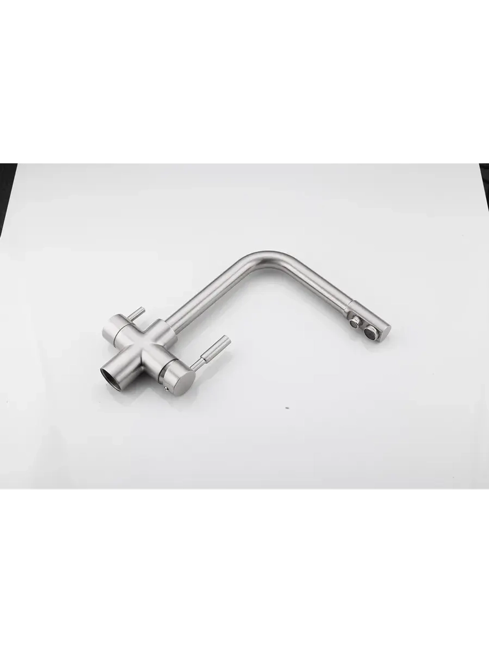 Смеситель для кухни с подключением под фильтр FRAP F4352-5