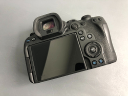 Canon EOS R6 Mark II 2.000 кадров