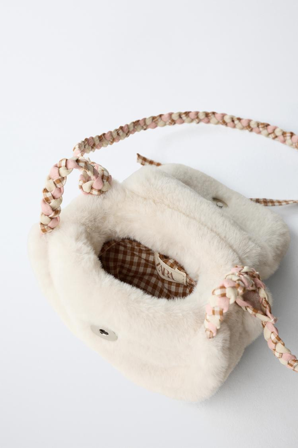 ZARA СУМКА ИЗ ИСКУССТВЕННОГО МЕХА, ЭКРЮ