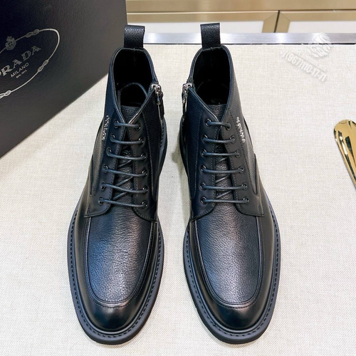 Ботинки Prada