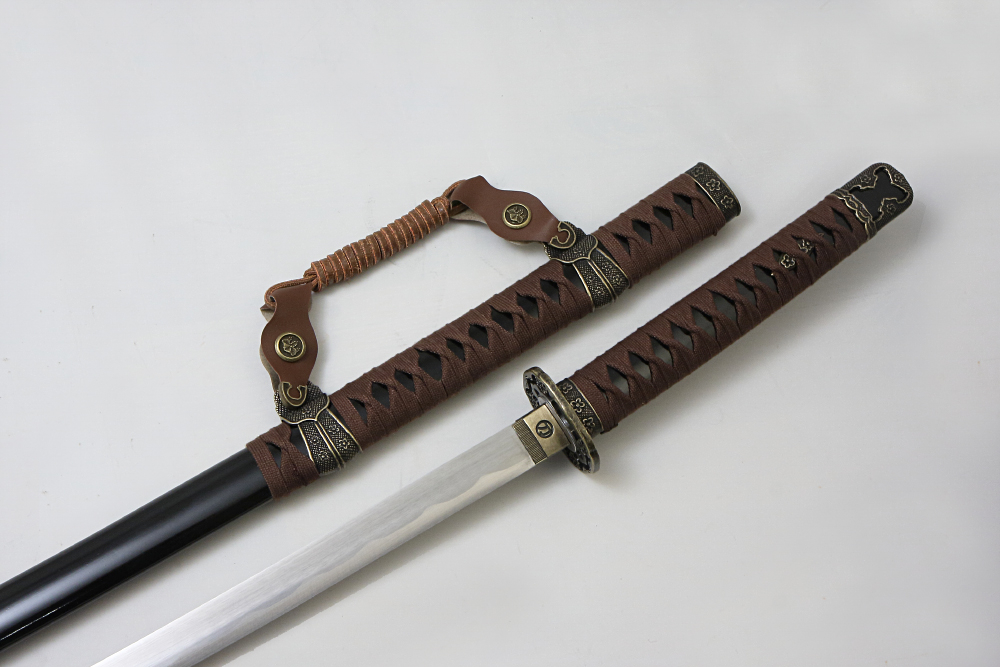 Меч Тати катана, черные ножны