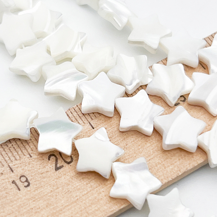 Перламутр Звездочка бусины, цвет белый, размер около 9,8 мм, цена за 10 шт (1/4 нити)