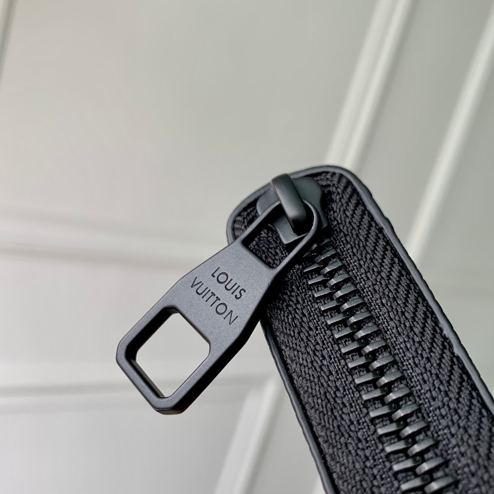 Louis Vuitton Zippy Wallet Horizontal
