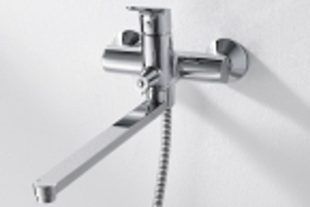 СМЕСИТЕЛЬ ДЛЯ ВАННЫ ИЗЛИВ 300 ММ И АКСЕССУАРАМИ BRAVAT DROP F64898C-LB