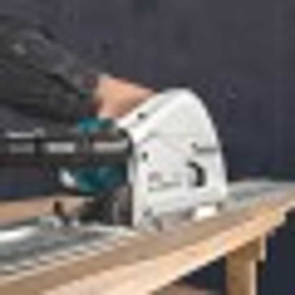Пила циркулярная аккумуляторная MAKITA DSP 600 Z с бесщеточным двигателем, без АКБ и ЗУ DSP600Z