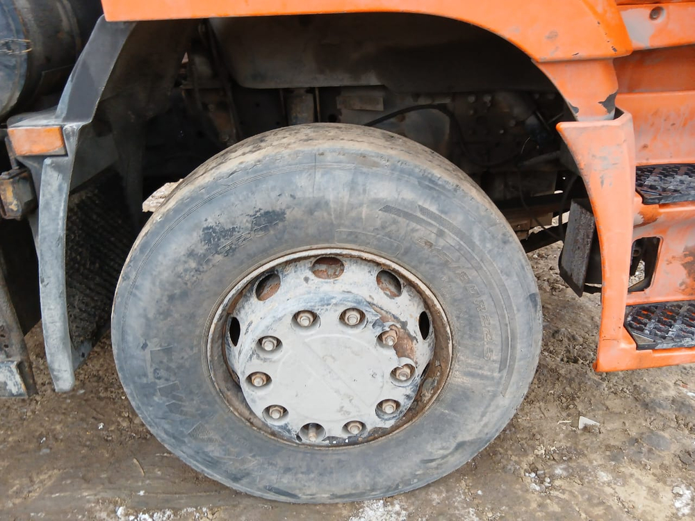 КамАЗ 6520 6x4 Самосвал 6520-306041-53 (Дизельный, 11,8 л, 400 л.с., МТ)