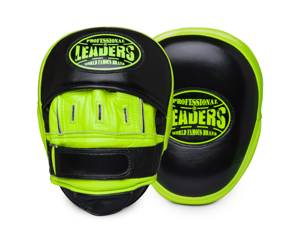 Лапы тренерские LEADERS CURVED BK/GN (ONE, кожа, черный/зеленый)
