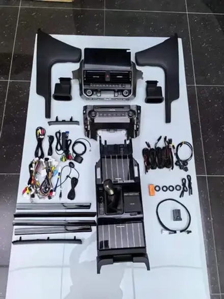 Рестайлинг интерьера для Lexus GX460 2010 в Lexus GX460 2023 Лексус