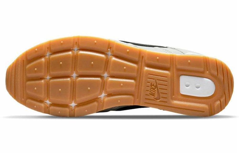 Кроссовки Nike Venture Runner