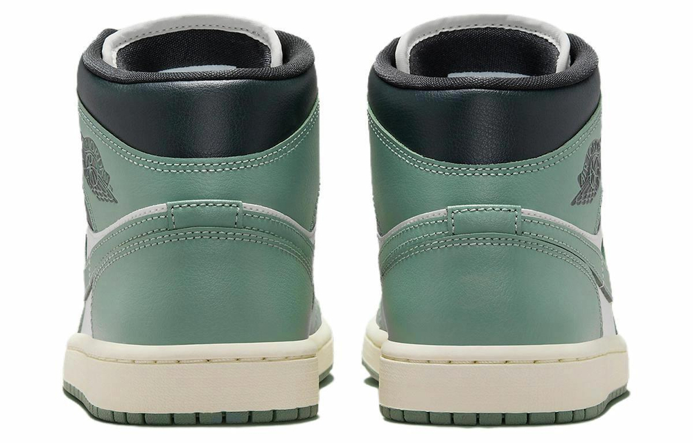 Кроссовки Jordan Air Jordan 1 Mid (Женская размерная сетка)