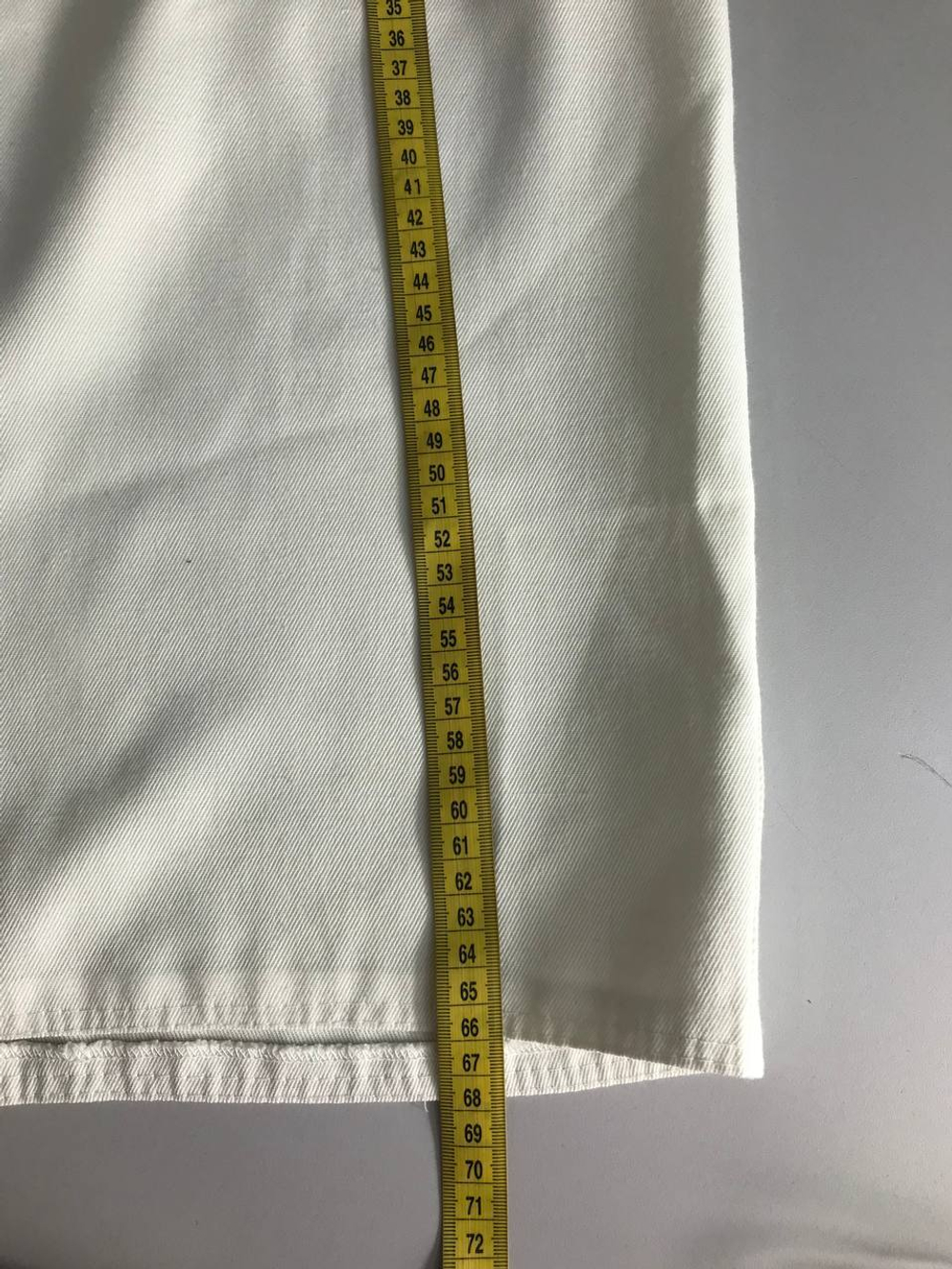 Юбка прямого кроя, визуально на 46 размер