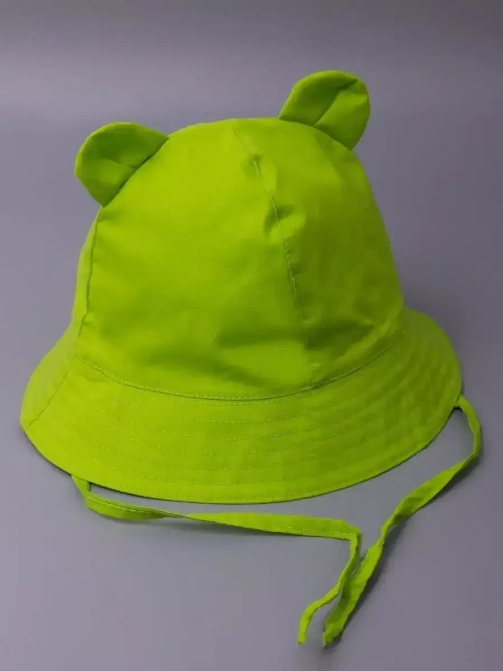 Детская зеленая панама на завязках пляжная