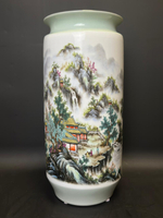 Ваза в китайском стиле