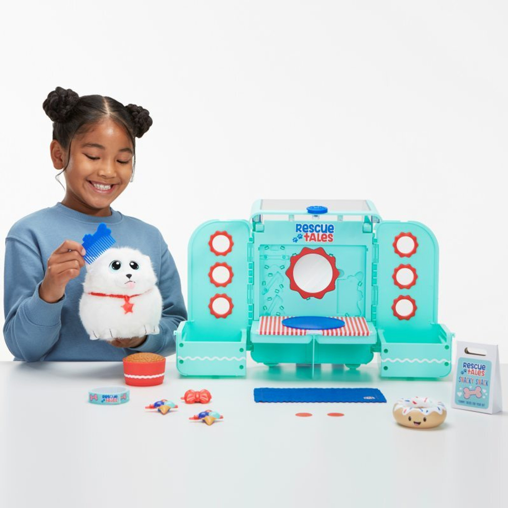 Игровой набор Little Tikes Rescue Tales - Рюкзак с питомцем собакой салон красоты + аксессуары 657726