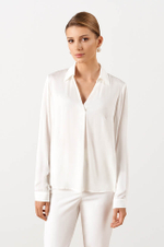 22984 Блузка женская (молочный)