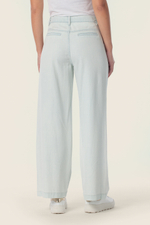 Джинсы из хлопка