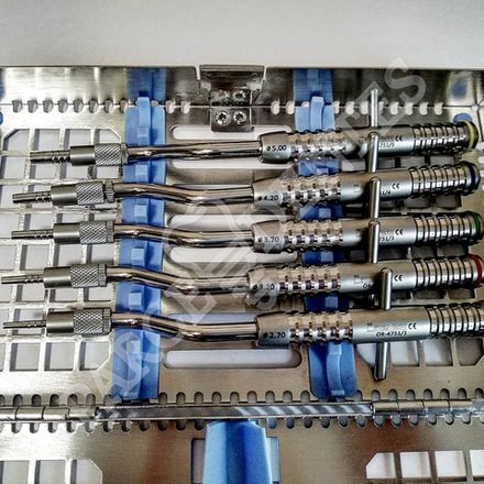 Набор остеотомов байонет вогнутых.