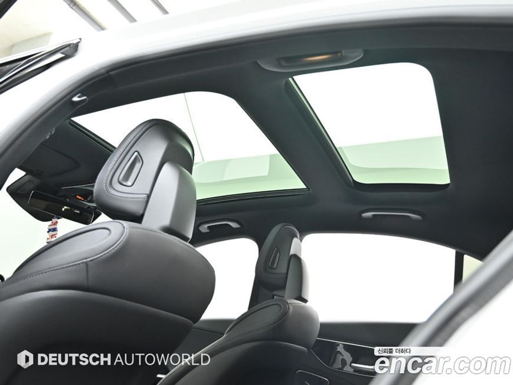 Mercedes-Benz C-Class W206 C300 4MATIC Avangarde (01.2024)