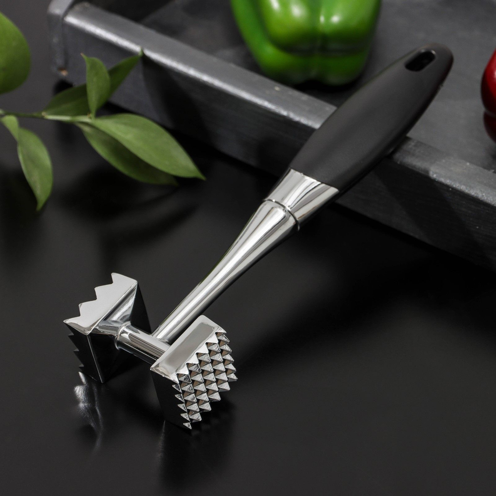 Молоток для отбивки мяса Доляна «Хром», 272 гр, цвет чёрный