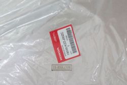 19030-KZZ-J00ZC. SHROUD, R. FR. Fairing Honda Rally250, RED *R292R*, No labels