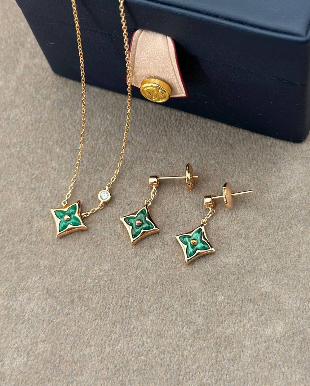 Кулон Louis Vuitton