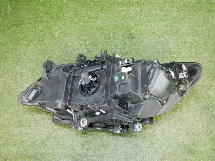Фара правая BMW 2er F22 (2017-2021) LED