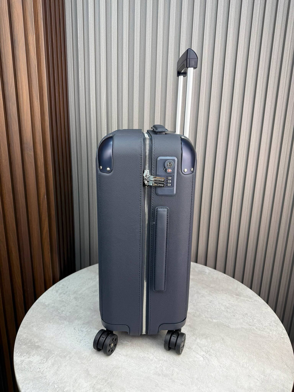 Чемодан Rimowa