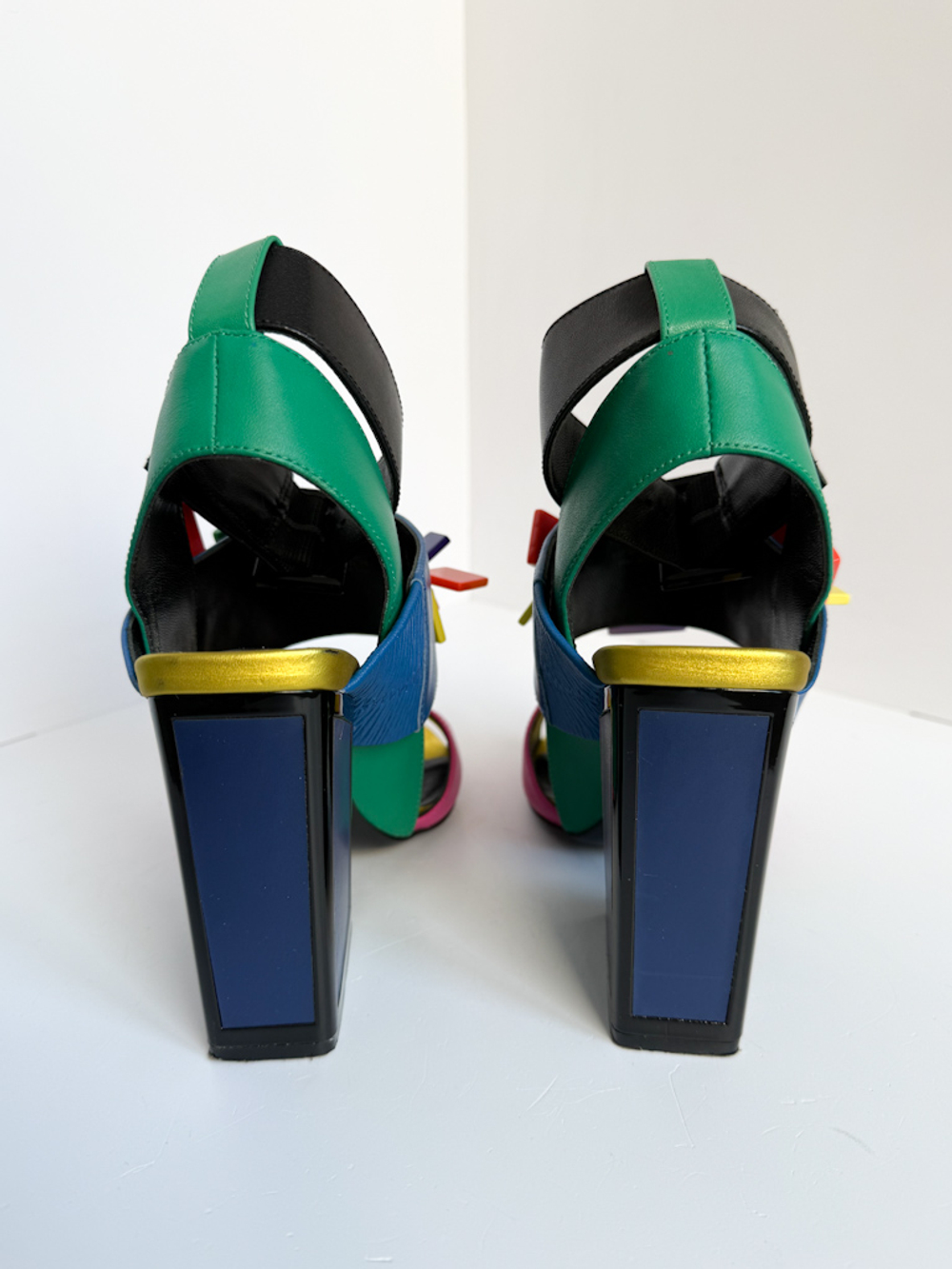 Кожаные босоножки Kat Maconie, 36