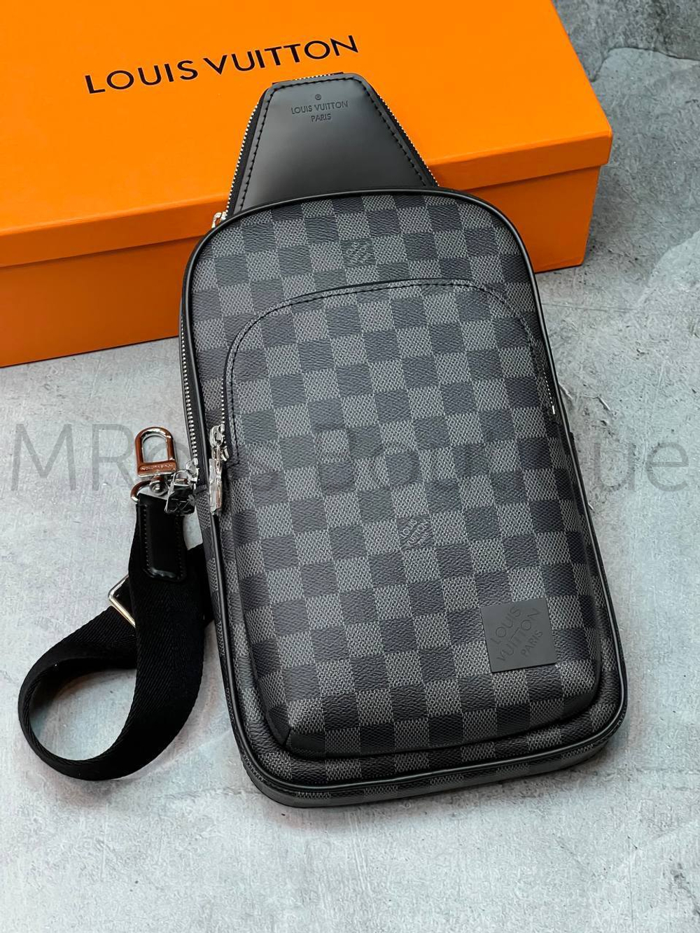 Avenue Sling NM Louis Vuitton