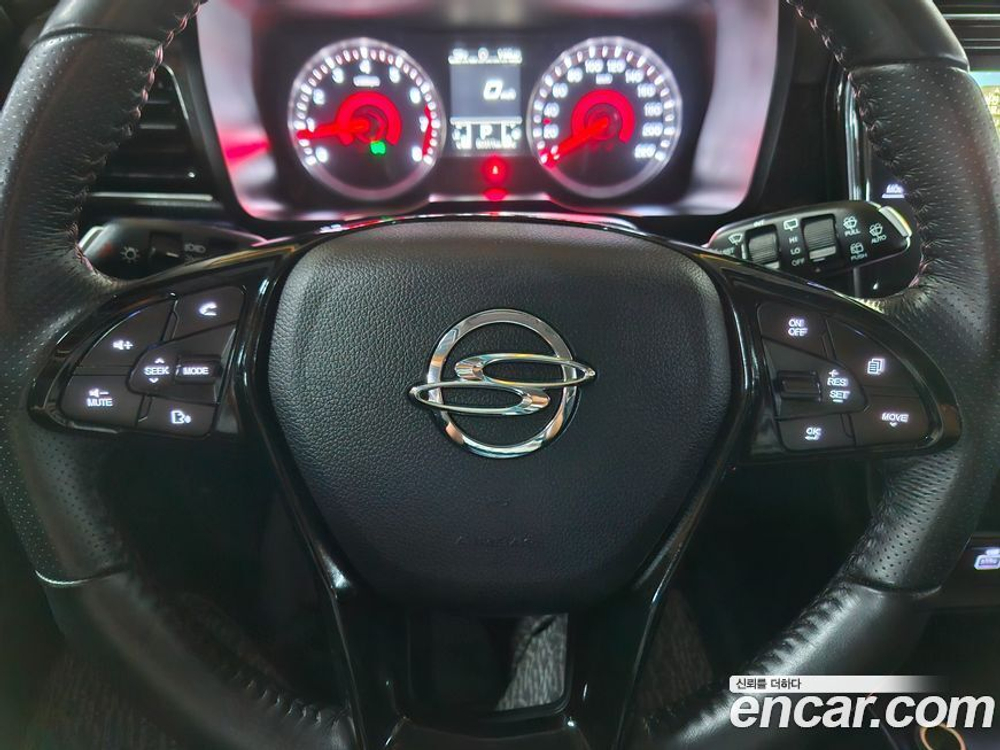KG Mobility (Ssangyong) Very New Tivoli Бензин 1.5 2WD (10.2020)