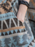 Пончо женское шерстяное с орнаментом