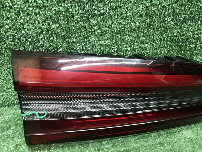 Фонарь левый внутренний BMW X5 G05 (2018-2023)