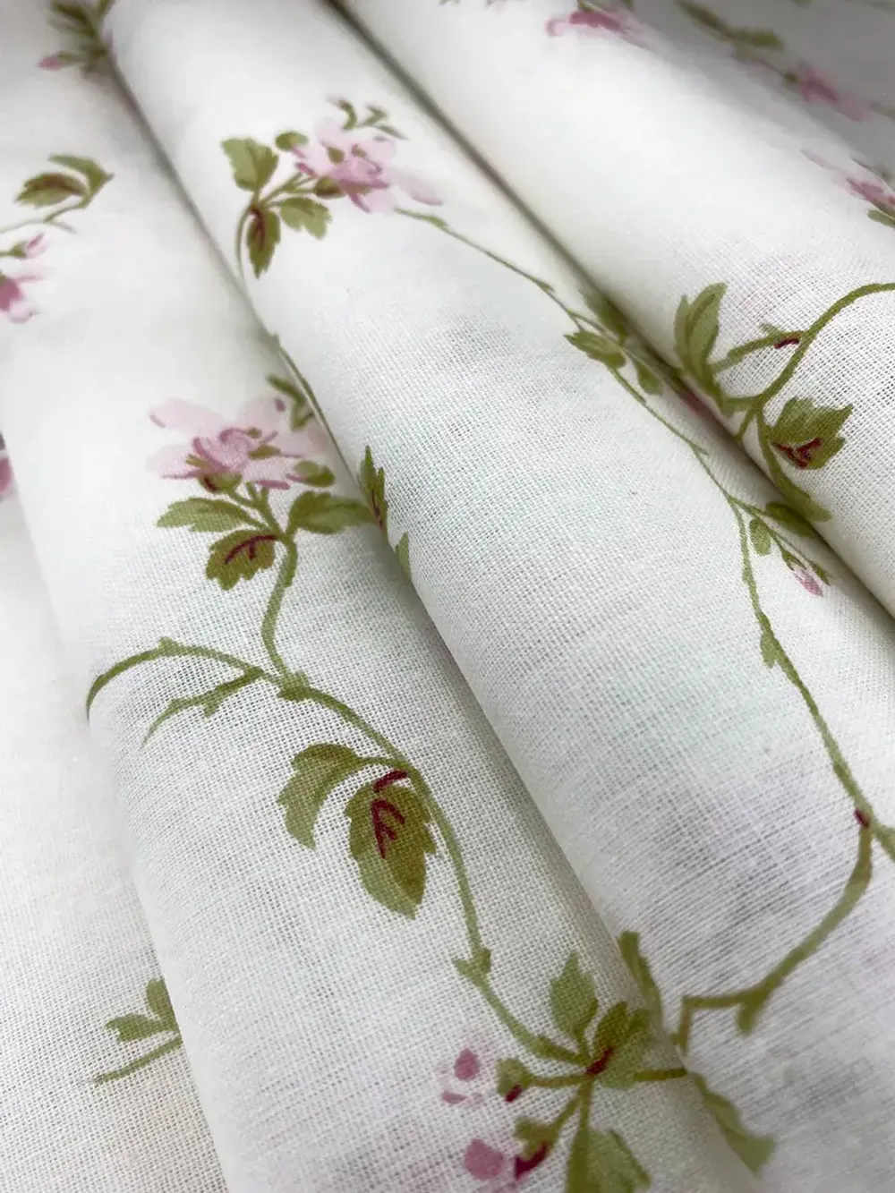 Ткань для пошива "Весенние цветы" Сказка перкаль, длина 4 м., ширина 2,2 м.